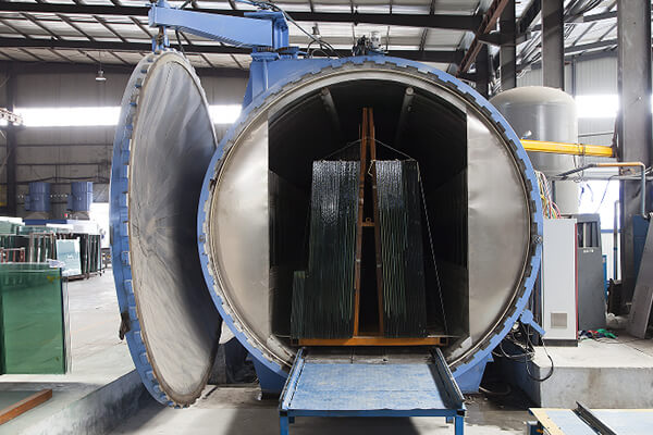 Eliter-glass-factory-laminated-glass-2