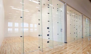 China Sports Courts Fences Tempered Glass Manufacturer